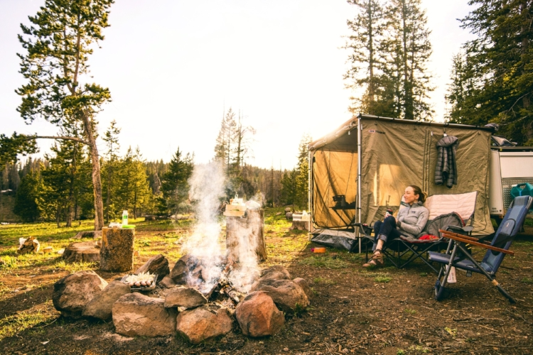 The Essentials that You Need for a Winter Camping Trip